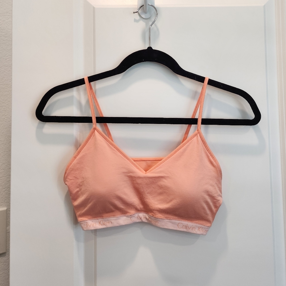 Calvin Klein Light Pink Seamless Bralette S